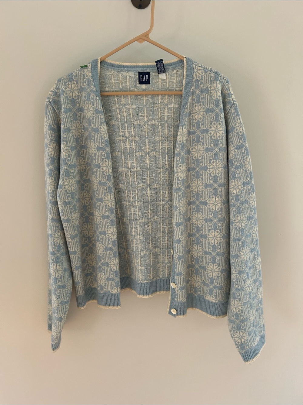 Vintage GAP Light Blue and Cream Patterned Open Cardigan